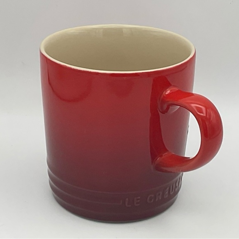 Le Creuset 11.8 oz mug, Cerise red color. NWT